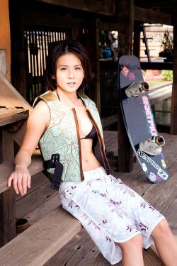 1男1女影院内视频泄露