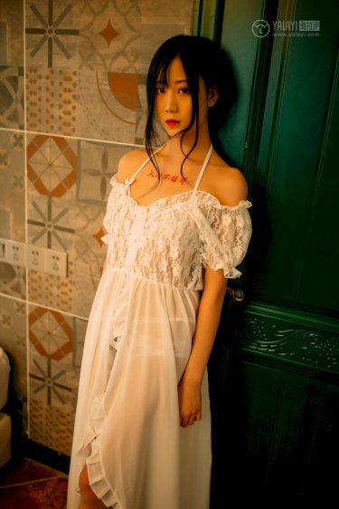 漂亮的女邻居5HD